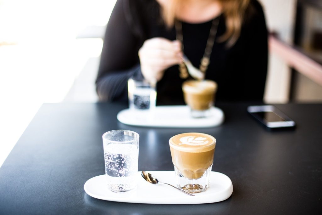 porque o café da manhã é a principal refeição do dia 3