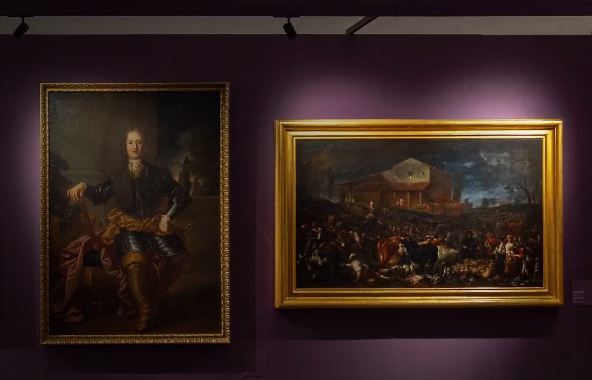 Turista que tentava fazer meme tropeça e rasga quadro de 300 anos em museu de Florença