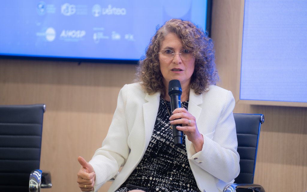 sociedade-infectologia-sbi-resistencia-antimicrobiana-ana-gales