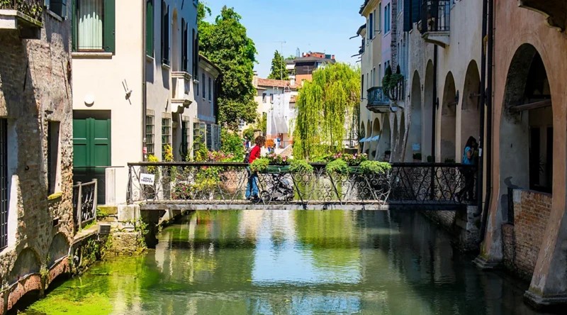 A revolução discreta da cidade italiana que virou alternativa ao turismo excessivo de Veneza