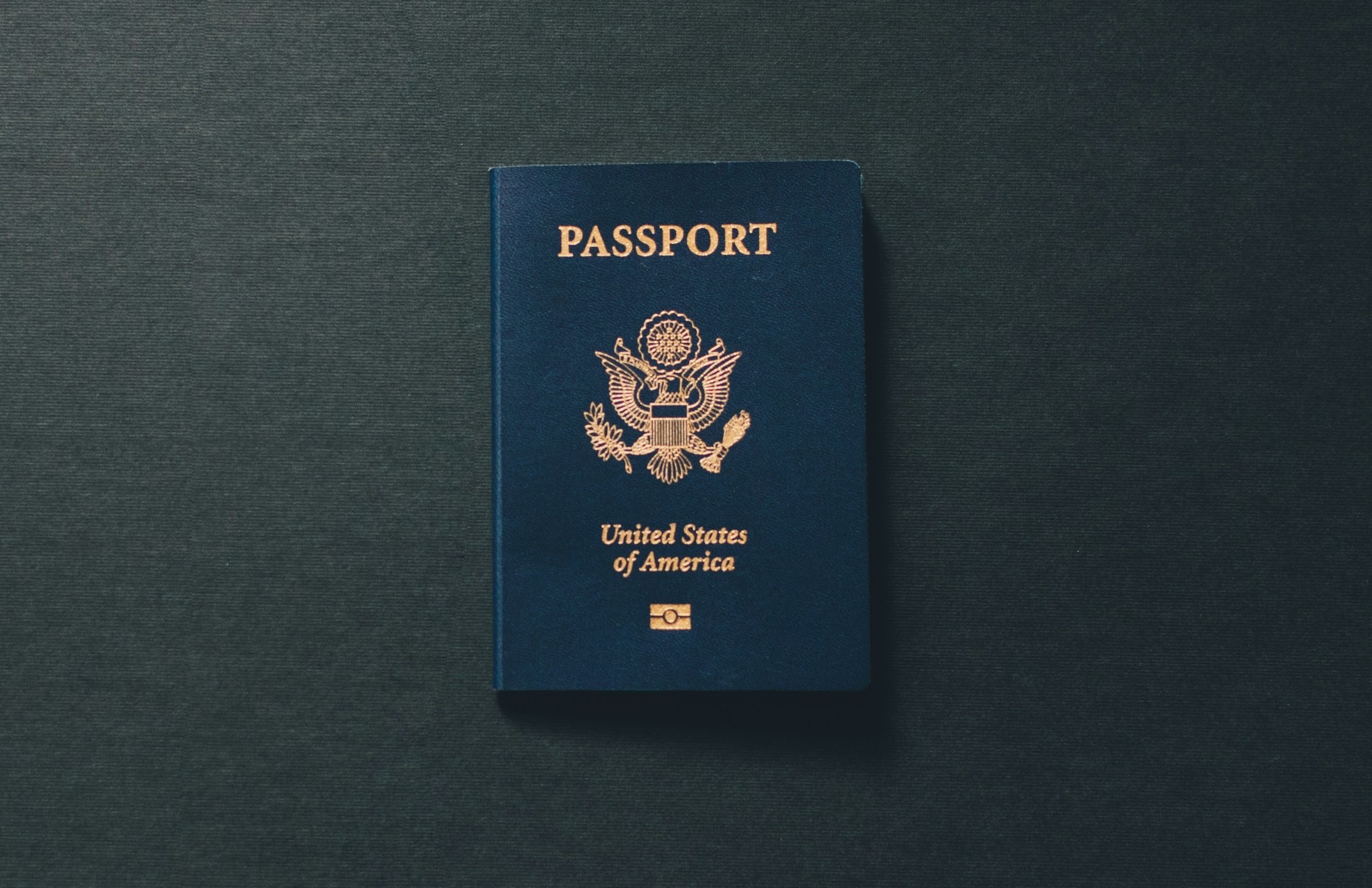 EUA deixam top 10 dos passaportes mais poderosos pela 1ª vez; veja como Brasil influenciou queda