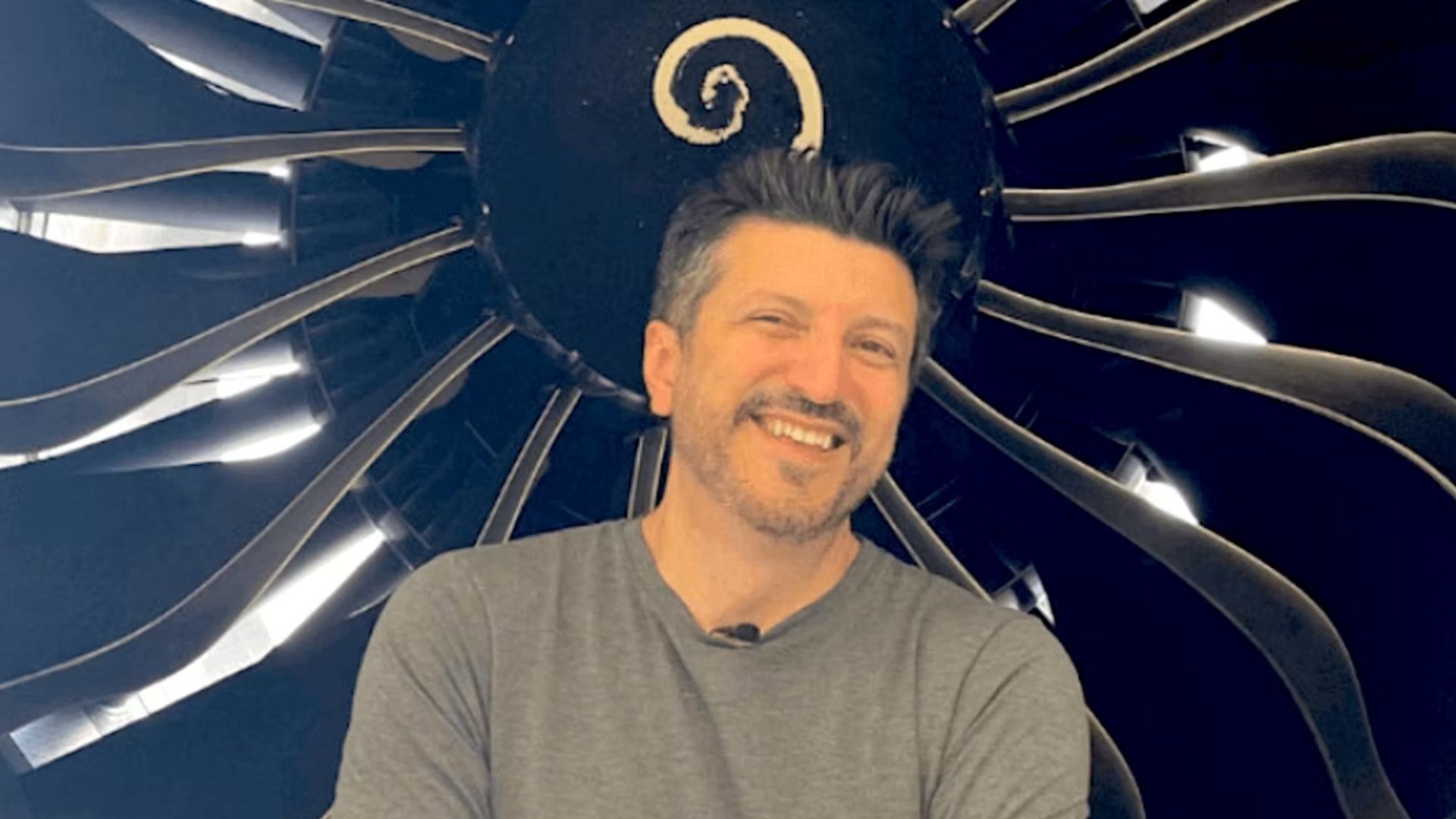 Quem é Lito Sousa, influencer em busca de tratamento para doença que degenera o cérebro