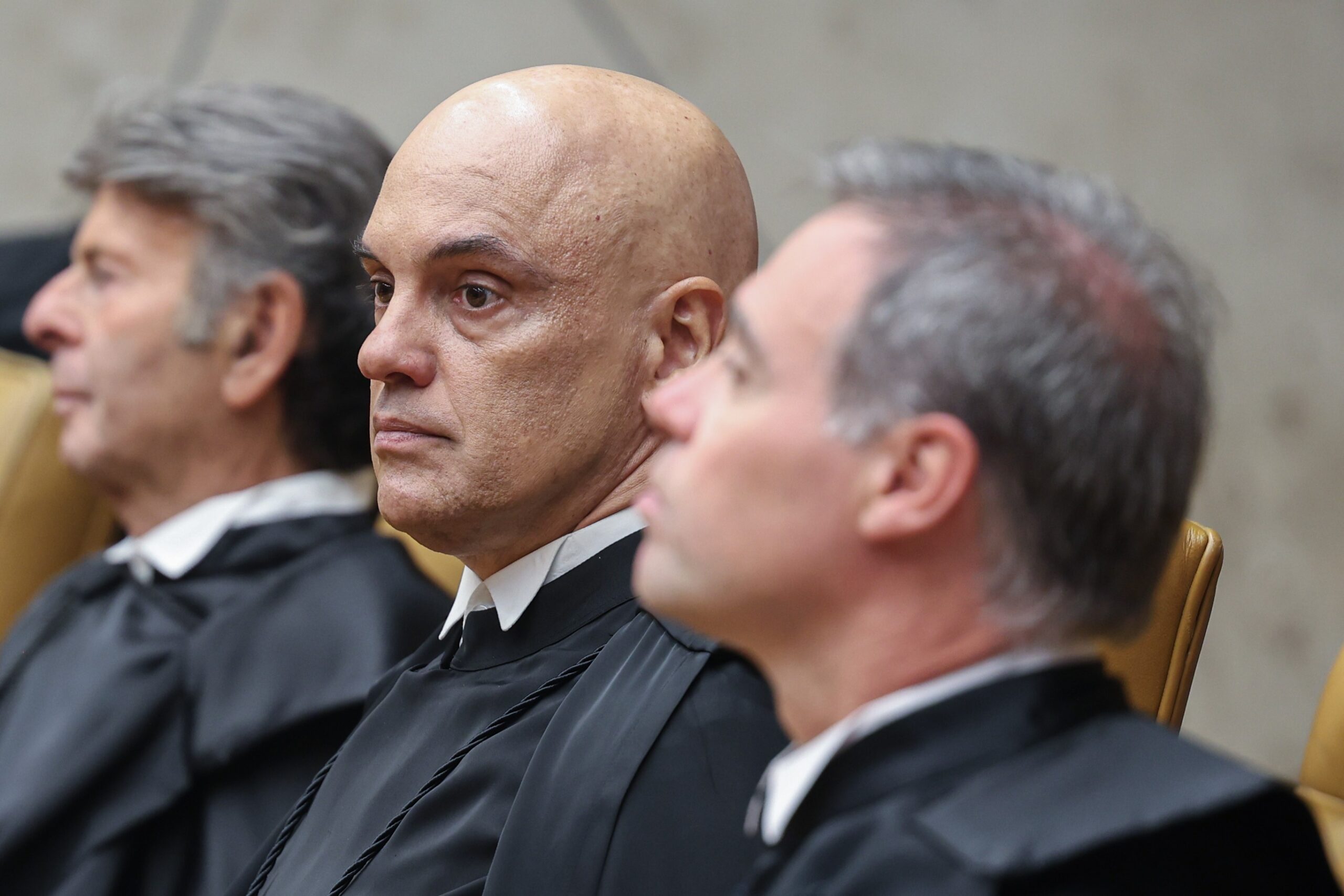 Impasse no STF mantém incerteza sobre reajuste de planos para idosos